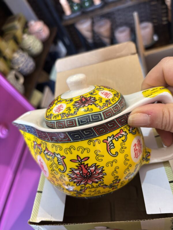 Théière jaune design oriental en céramique (350 ml) avec infuseur en métal (Copie)